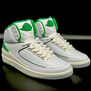 Jordan 2 retro Lucky Green